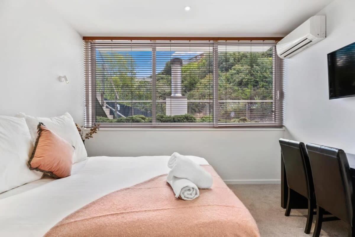 Tranquil Modern Studio Queenstown Eksteriør billede